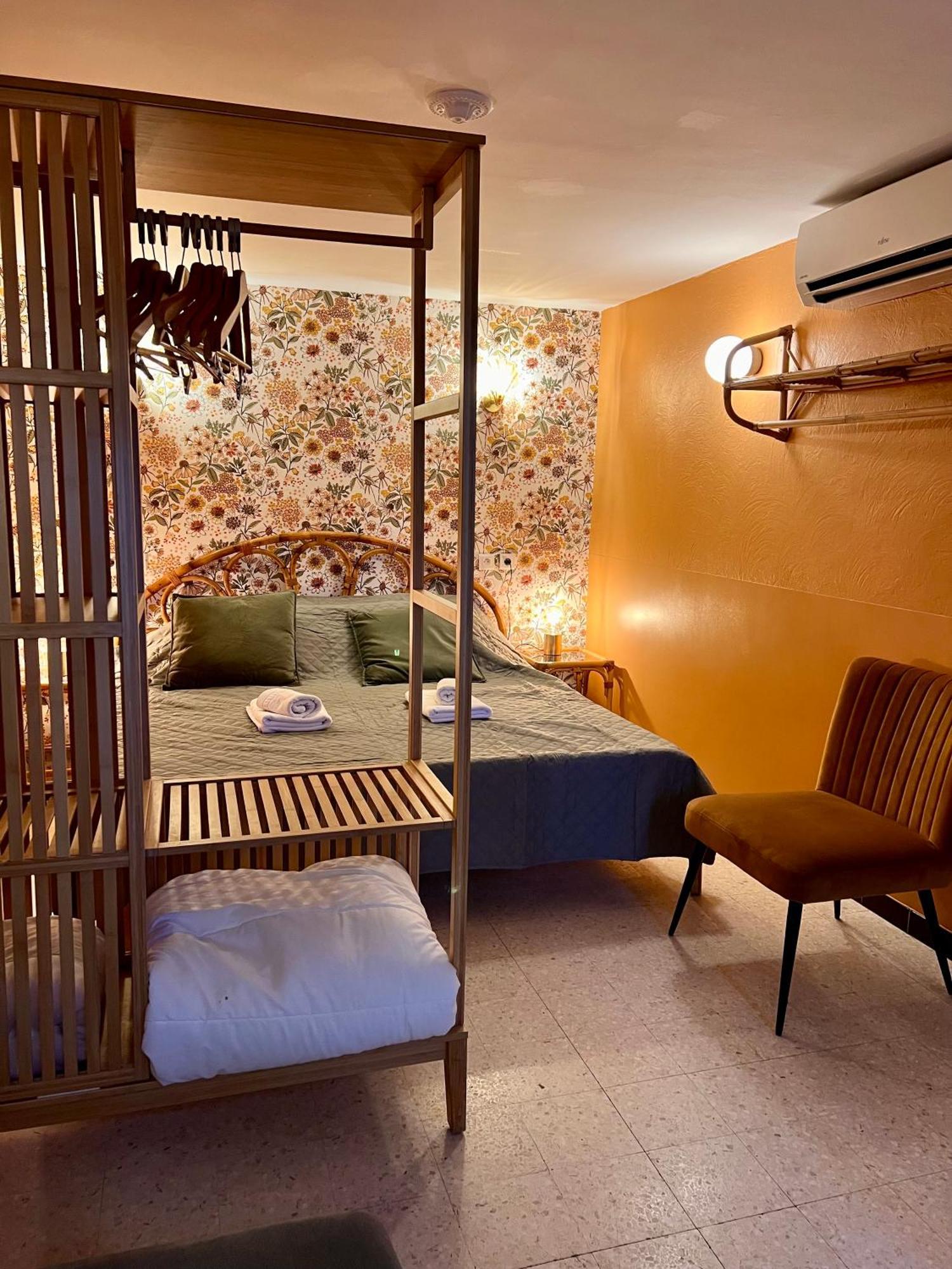 Hotel Le Ponteil Антіб Екстер'єр фото
