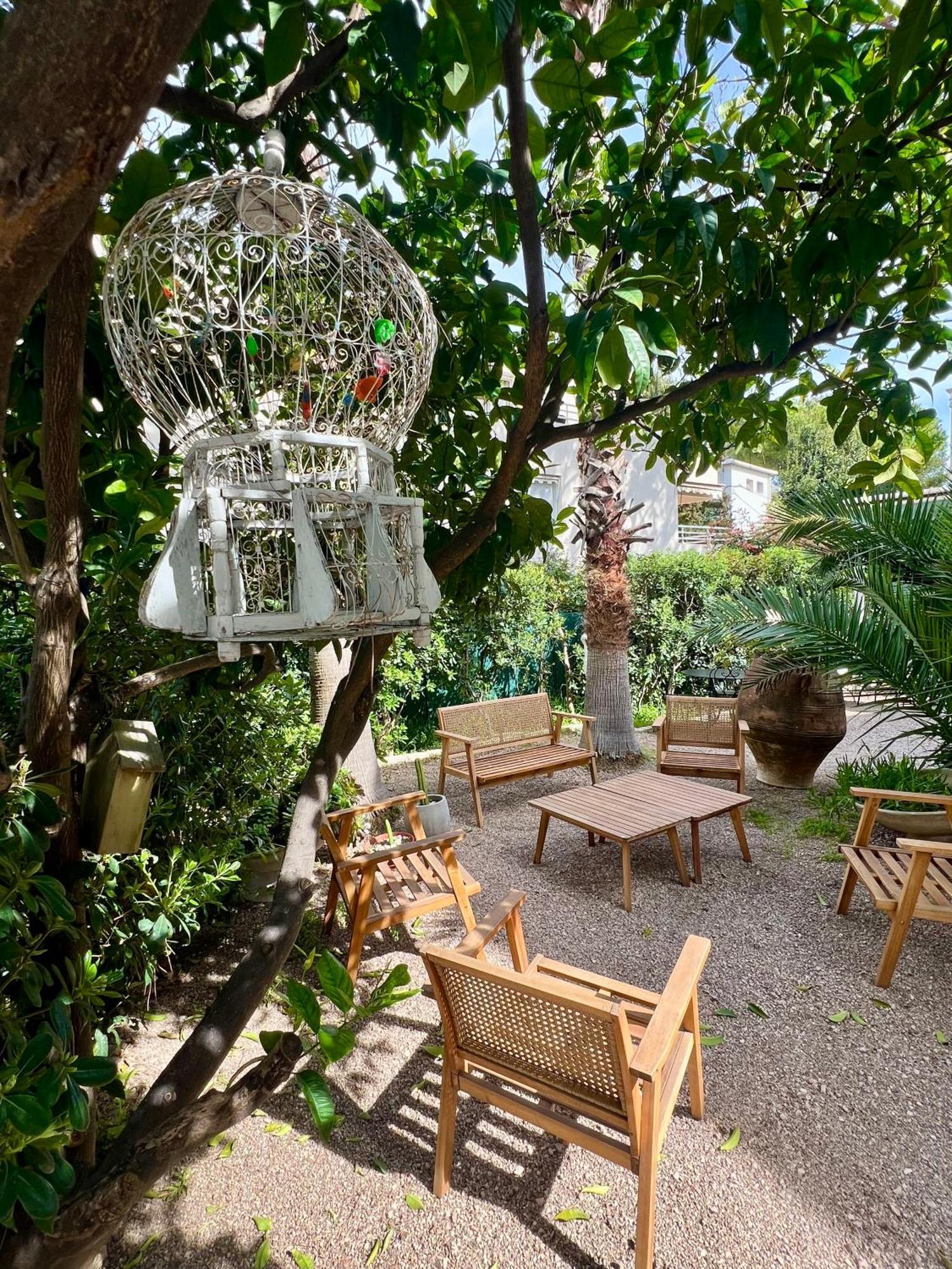 Hotel Le Ponteil Антіб Екстер'єр фото