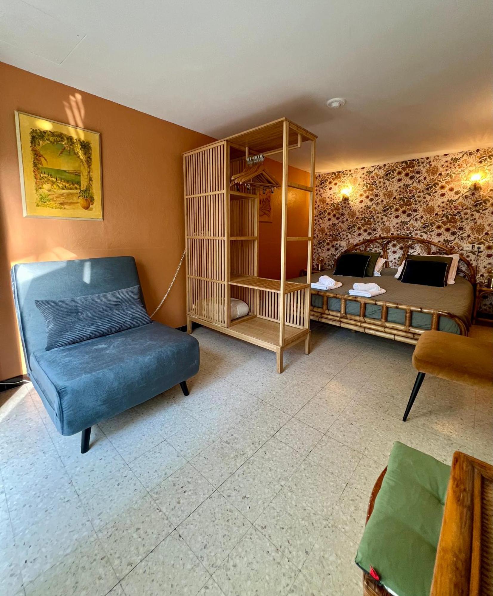 Hotel Le Ponteil Антіб Екстер'єр фото